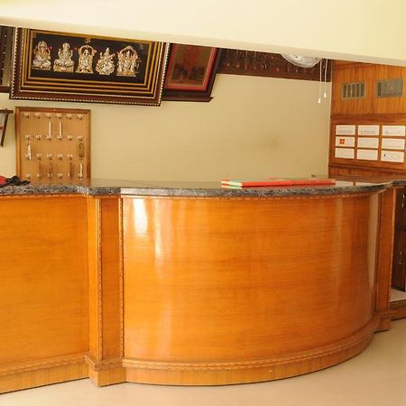 Hotel Agarala Residency Tirupati Buitenkant foto