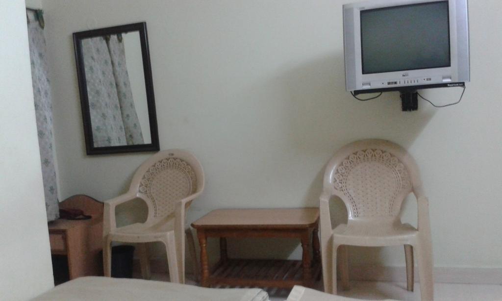 Hotel Agarala Residency Tirupati Kamer foto